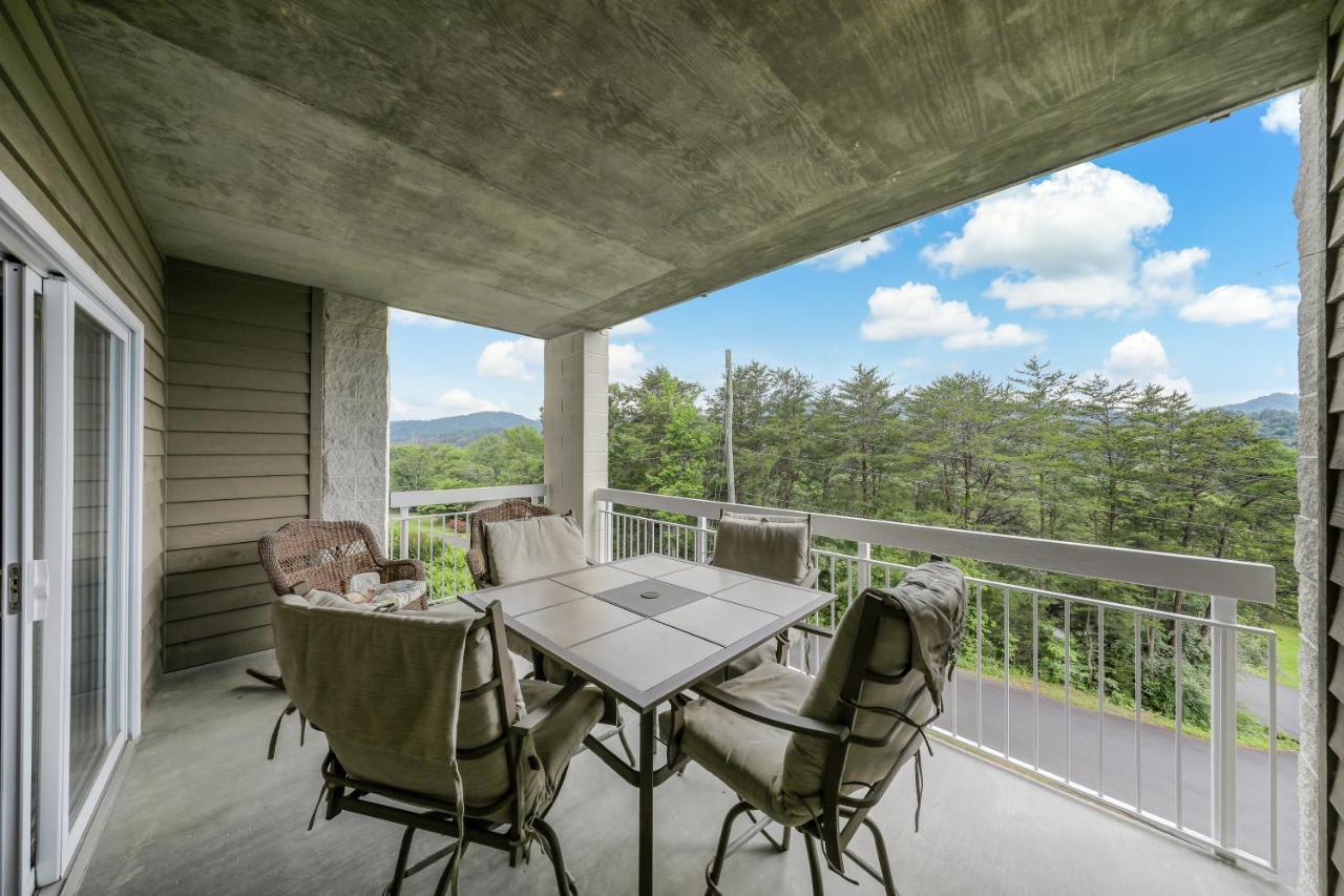 شقة A Peaceful Retreat Whispering Pines 622 بيدجن فورج المظهر الخارجي الصورة